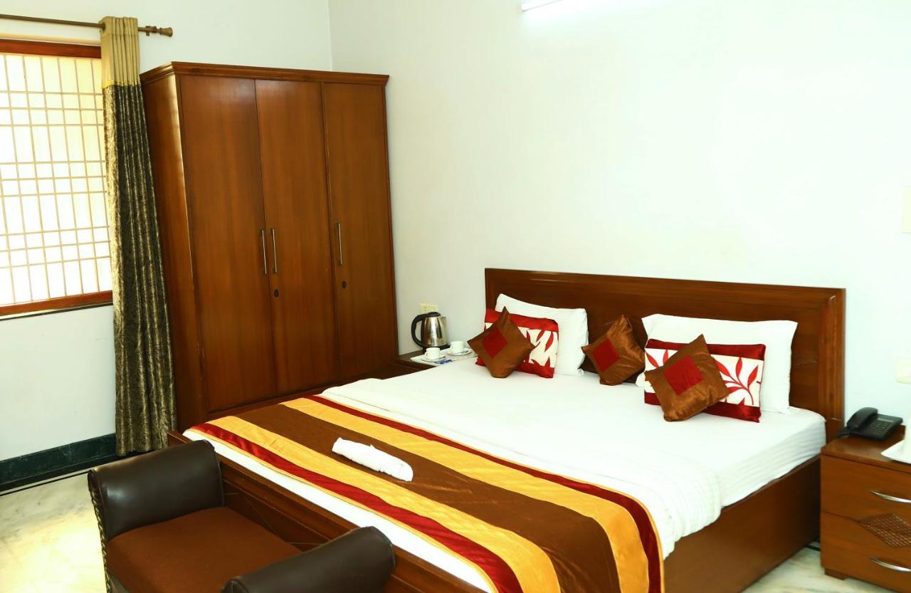 Angel Nri B&B Greater Noida Buitenkant foto